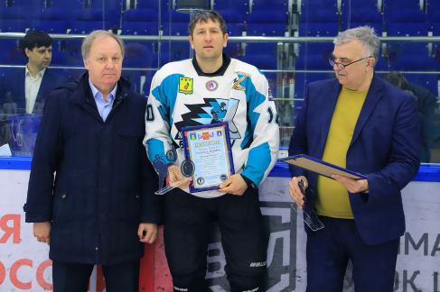 Дмитрий Самойлов – лучший снайпер сезона НХЛ в Тамбовской области «Дивизиона 40+»