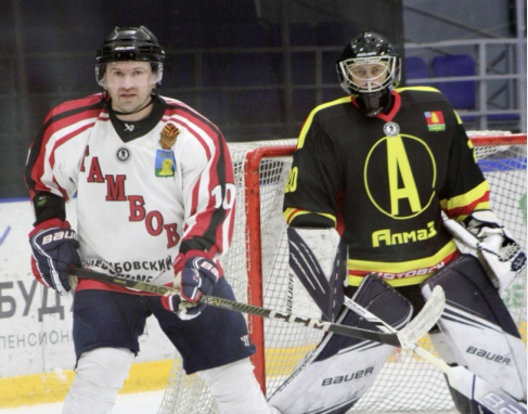 НОЧНАЯ ЛИГА: СЕДЬМОЙ ТУР В ДИВИЗИОНЕ «ЛЮБИТЕЛЬ 40+»