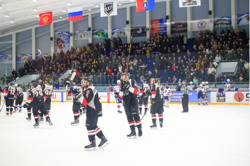 ЛДС "Кристалл" приводят в соответствие нормам чемпионата ВХЛ