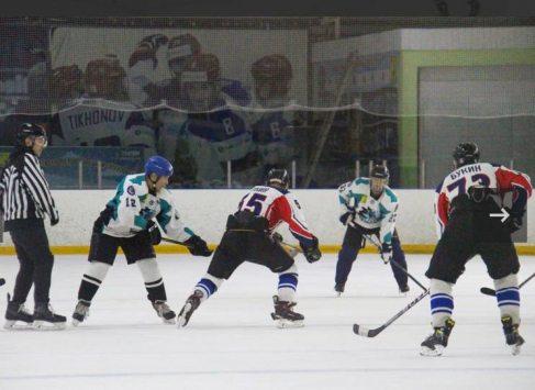 НОЧНАЯ ЛИГА: ТРЕТИЙ ТУР В ДИВИЗИОНЕ «ЛЮБИТЕЛЬ 50+»