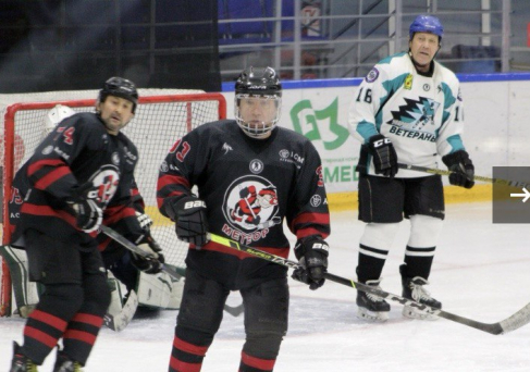 НОЧНАЯ ЛИГА: ЧЕТВЁРТЫЙ  ТУР В ДИВИЗИОНЕ «ЛЮБИТЕЛЬ 50+»