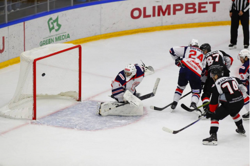 ХК «ТАМБОВ» НАЧИНАЕТ ДОМАШНЮЮ СЕРИЮ С КРУПНОЙ ПОБЕДЫ