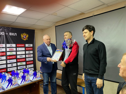 НОЧНАЯ ЛИГА: НАГРАДЫ НАШЛИ ЛУЧШИХ!